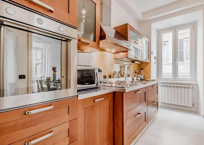 Casa Del Borgo Elegant 200 M From The Vatican 8/pax *