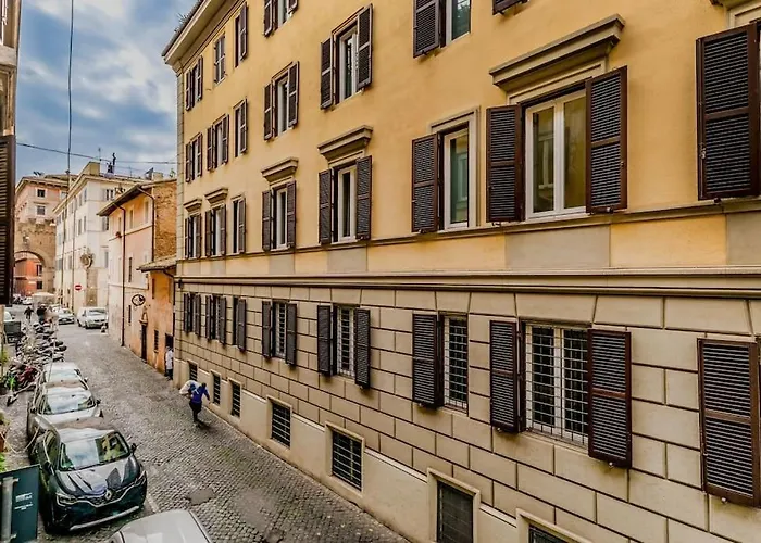Casa Del Borgo Elegant 200 M From The Vatican 8/pax *